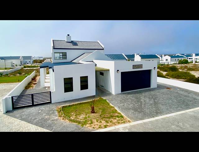 4 BEDROOM HOUSE FOR SALE IN ATLANTIC SANDS PRIVATE ESTATE